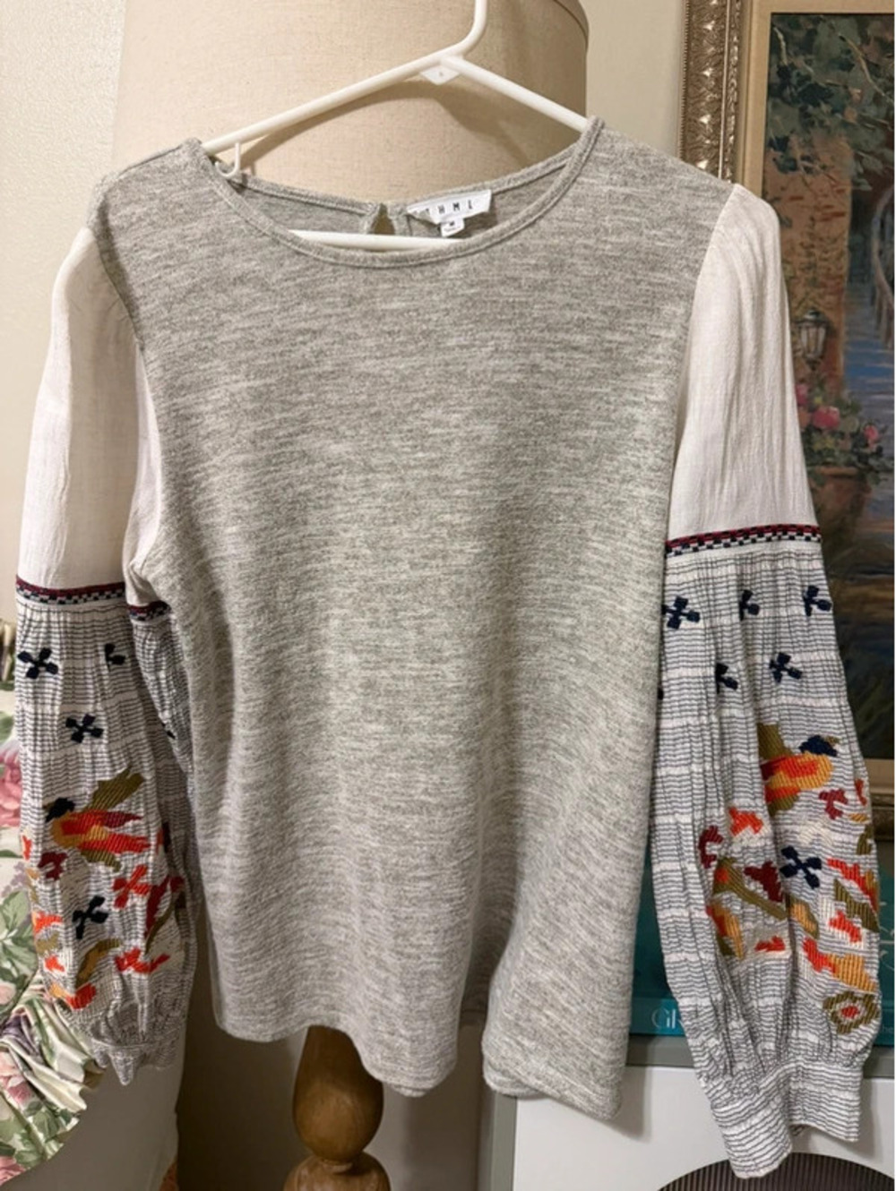 THML Embroidered Balloon Sleeve Boho Top Gray Folk Floral Blouse